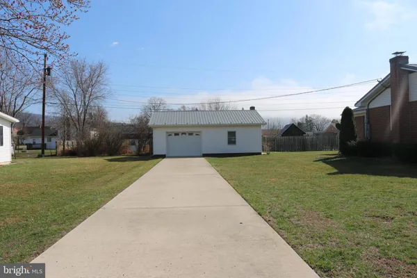 $260,000 | 103 Trenton Street, Petersburg, WV 26847