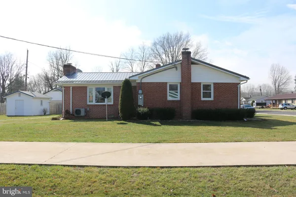 $260,000 | 103 Trenton Street, Petersburg, WV 26847