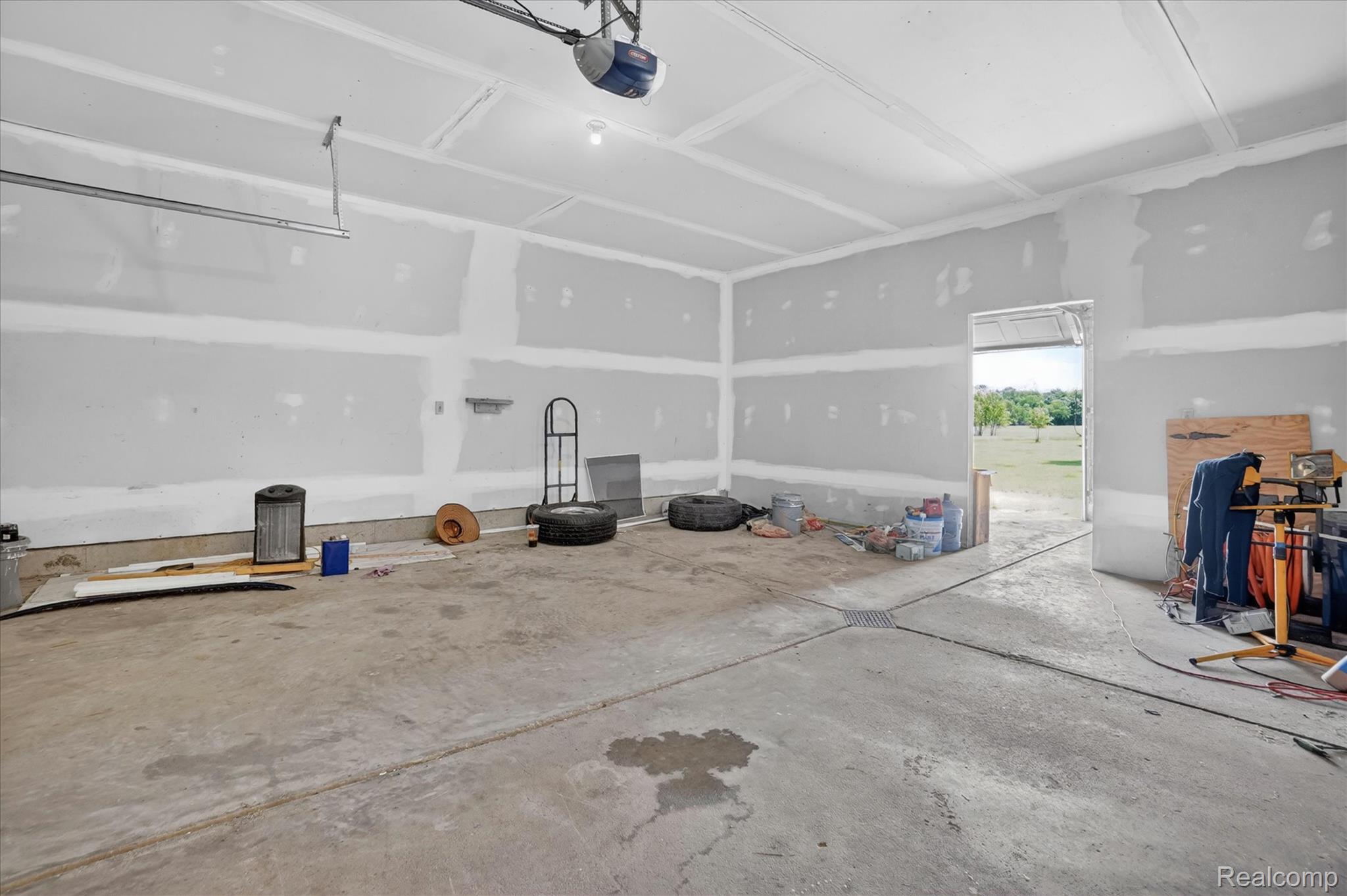 1400 North Every Road Mason, MI 48854 - Photo 21 of 33 Garage