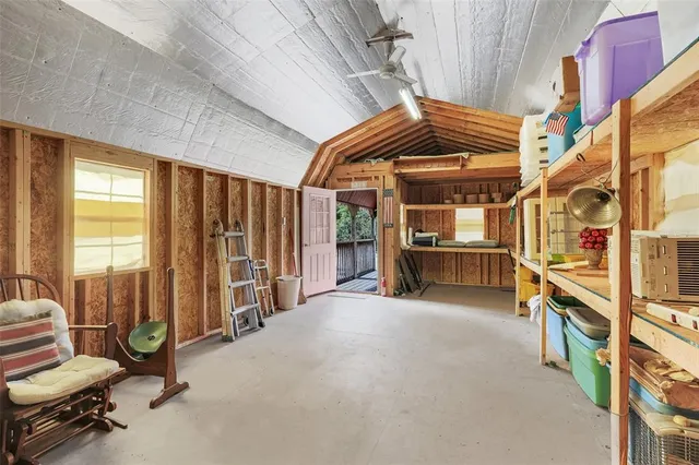 a view of livingroom with furniture