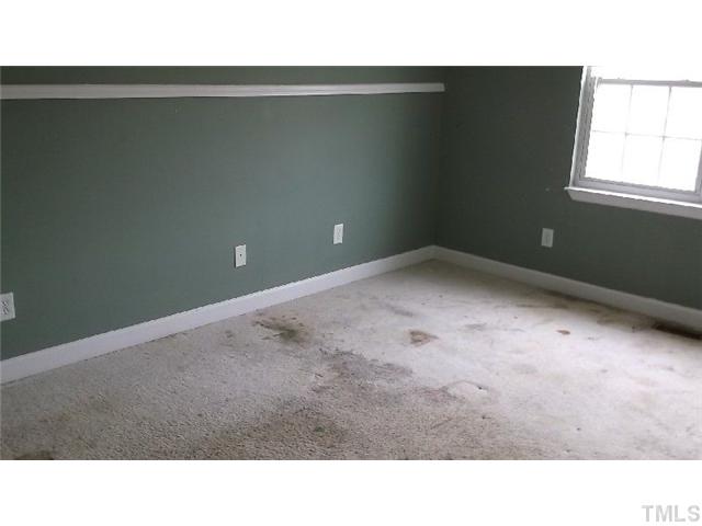 1213 Swingline Way Raleigh, NC 27610 - Photo 5 of 10 Gallery Image 5