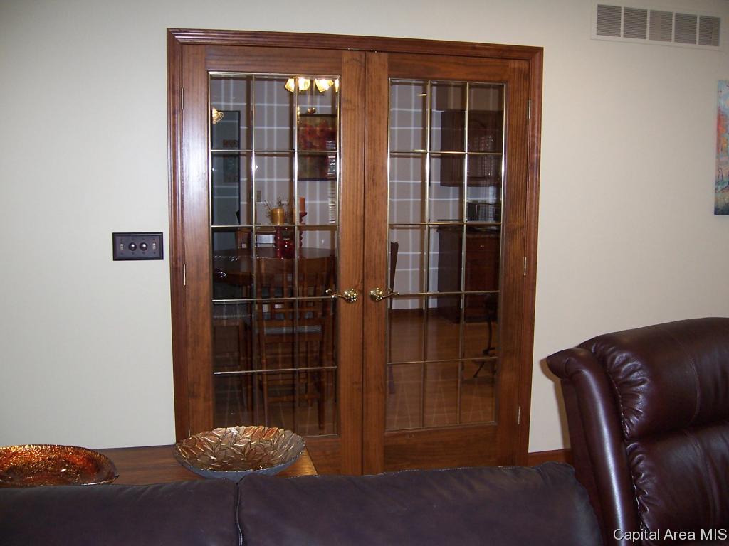 13677 Harris Road Athens, IL 62613 - Photo 3 of 34 Gallery Image 3