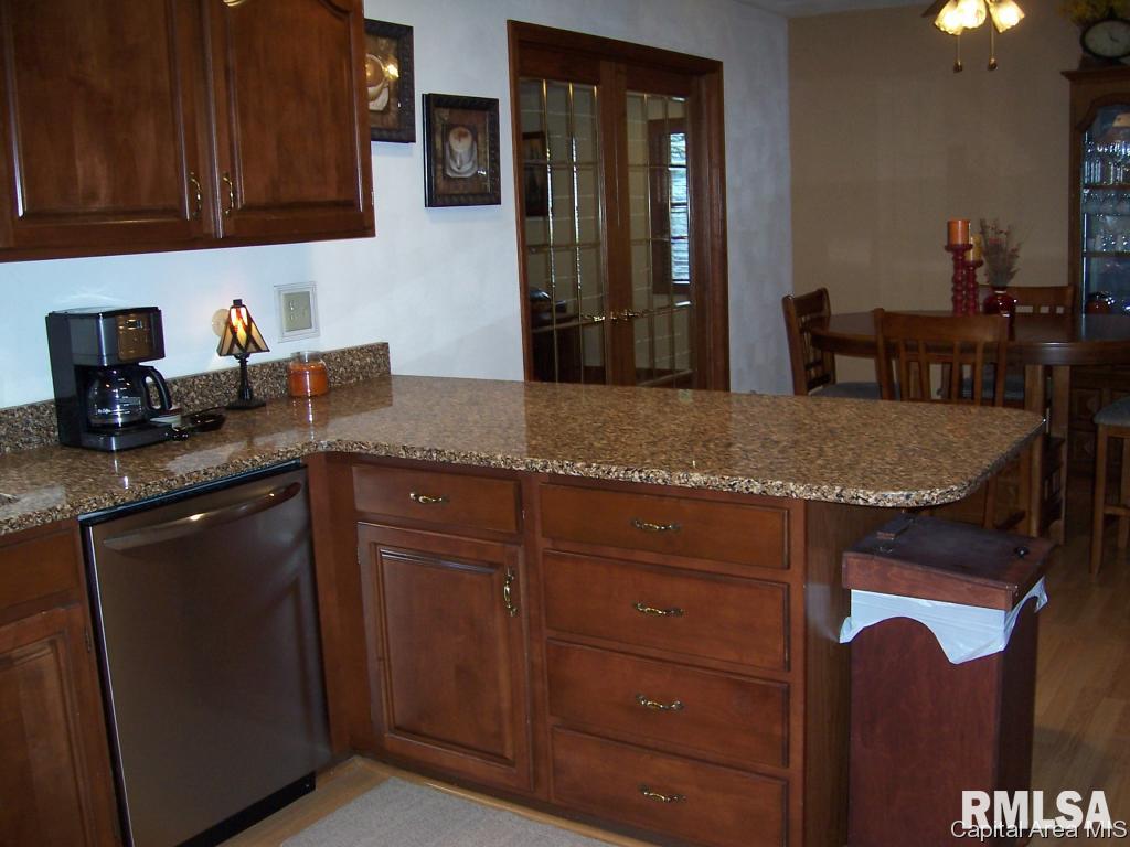 13677 Harris Road Athens, IL 62613 - Photo 8 of 34 Gallery Image 8