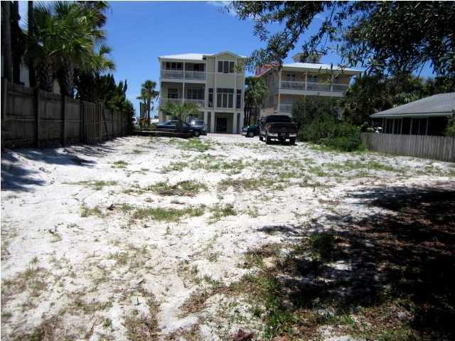 267 Garfield Street Santa Rosa Beach, FL 32459 - Photo 2 of 5 a front view of a house with a yard
