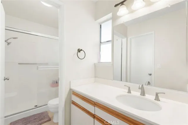 $440,000 | 27645 Susan Beth Way, Saugus, CA 91350