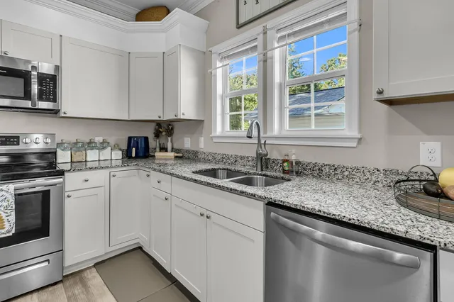 $319,900 | 407 Jenna Lane, Moncks Corner, SC 29461