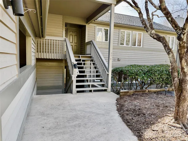 $467,600 | 111 Burning Tree Lane, Unit C601, Flat Rock, NC 28731