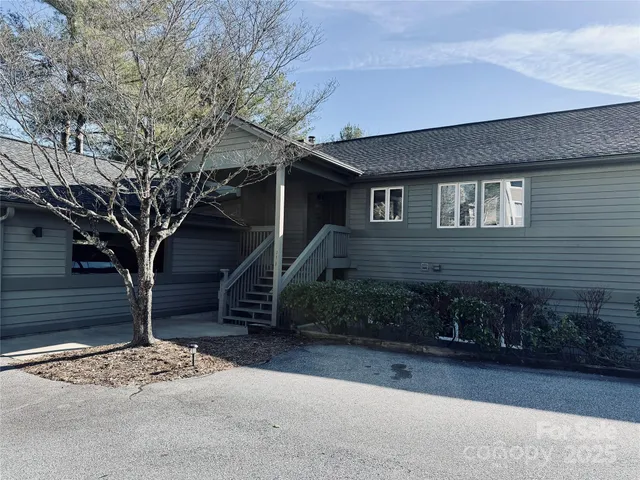 $467,600 | 111 Burning Tree Lane, Unit C601, Flat Rock, NC 28731