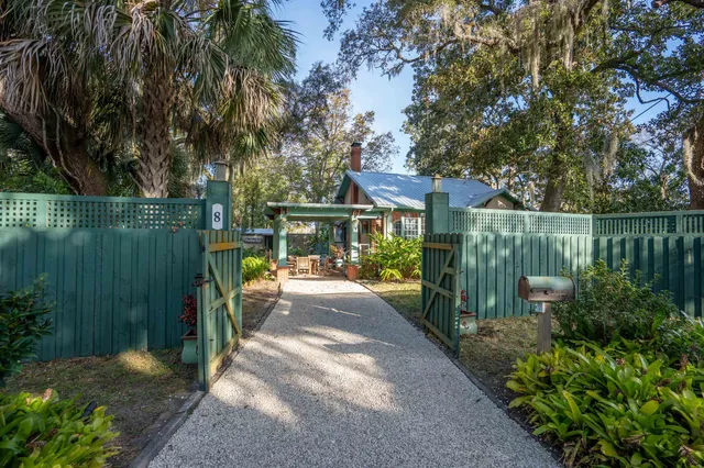 $1,089,000 | 8 Park Avenue, St. Augustine, FL 32084
