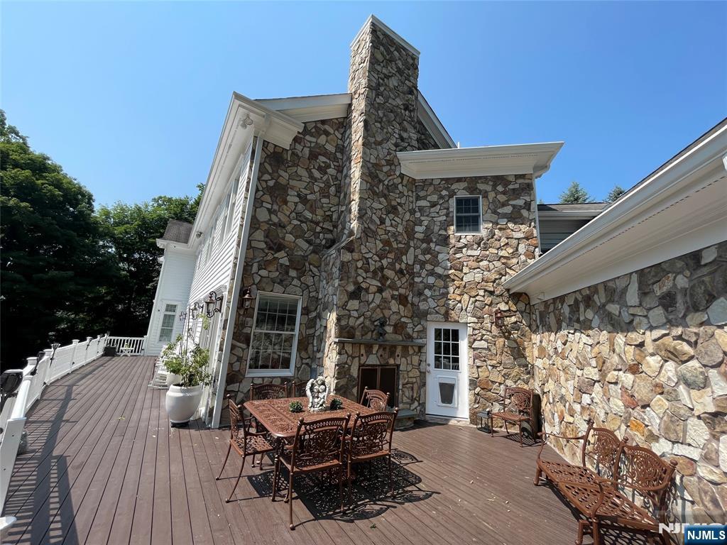 317 Rock Ridge Court Franklin Lakes, NJ 07417 - Photo 40 of 48