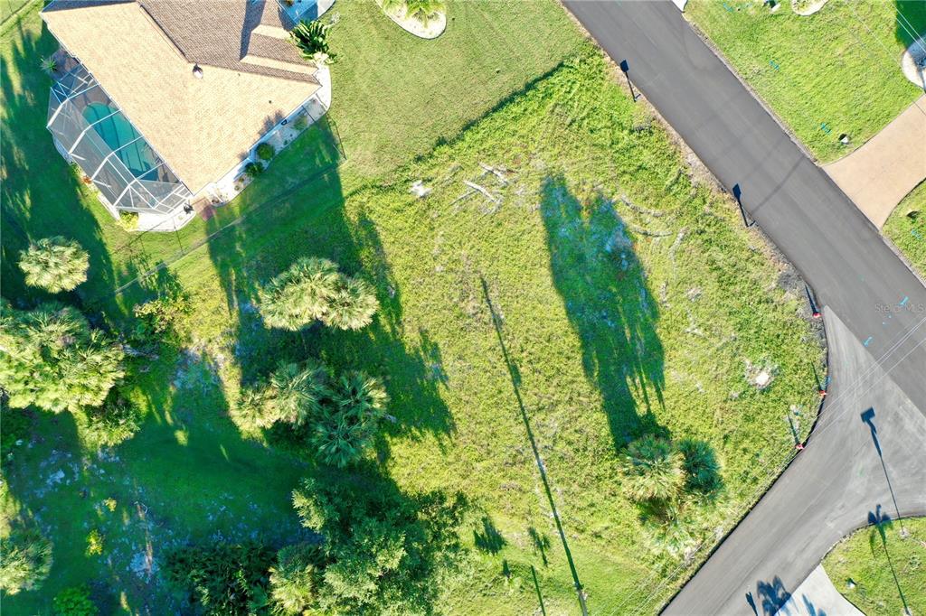 2 Sportsman Way Rotonda West, FL 33947 - Photo 3 of 28