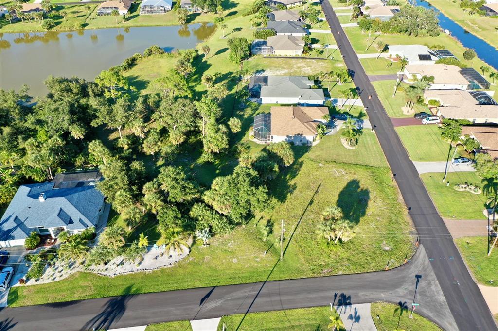 2 Sportsman Way Rotonda West, FL 33947 - Photo 4 of 28