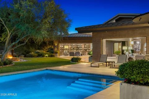a view of outdoor space yard deck and patio