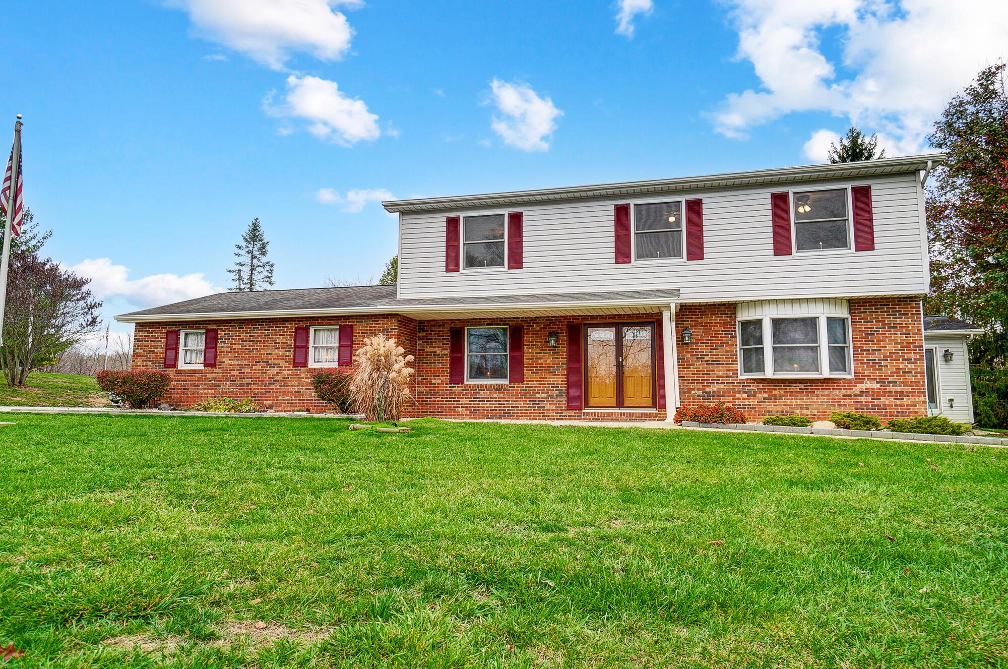 7311 Stout Road Circleville, OH 43113 - Photo 1 of 57 Front