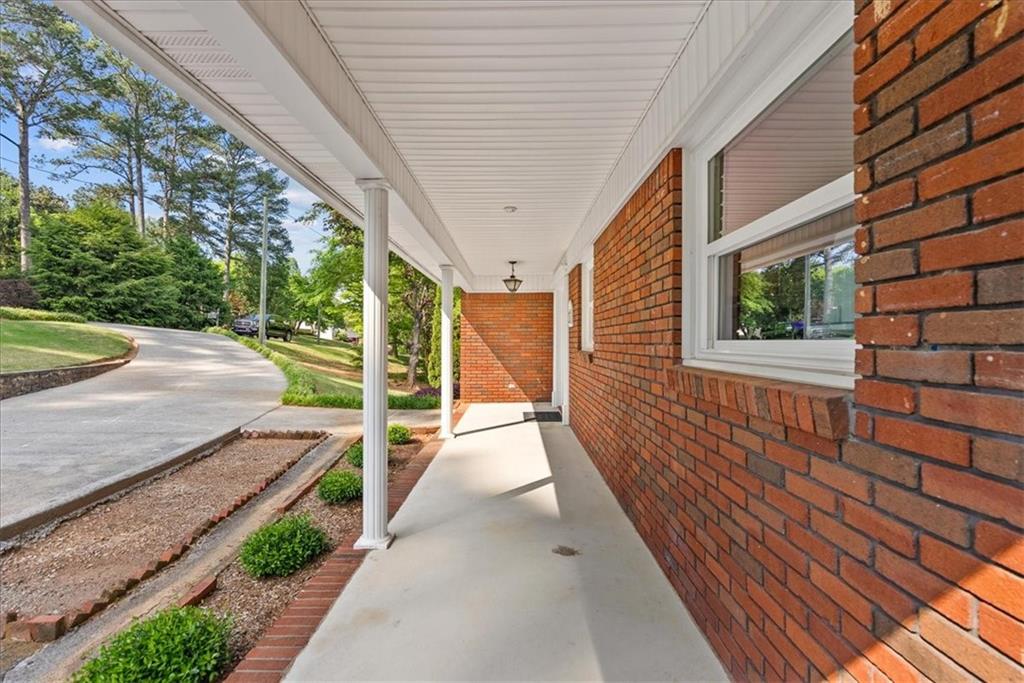 206 Victory Drive Calhoun, GA 30701 - Photo 4 of 53