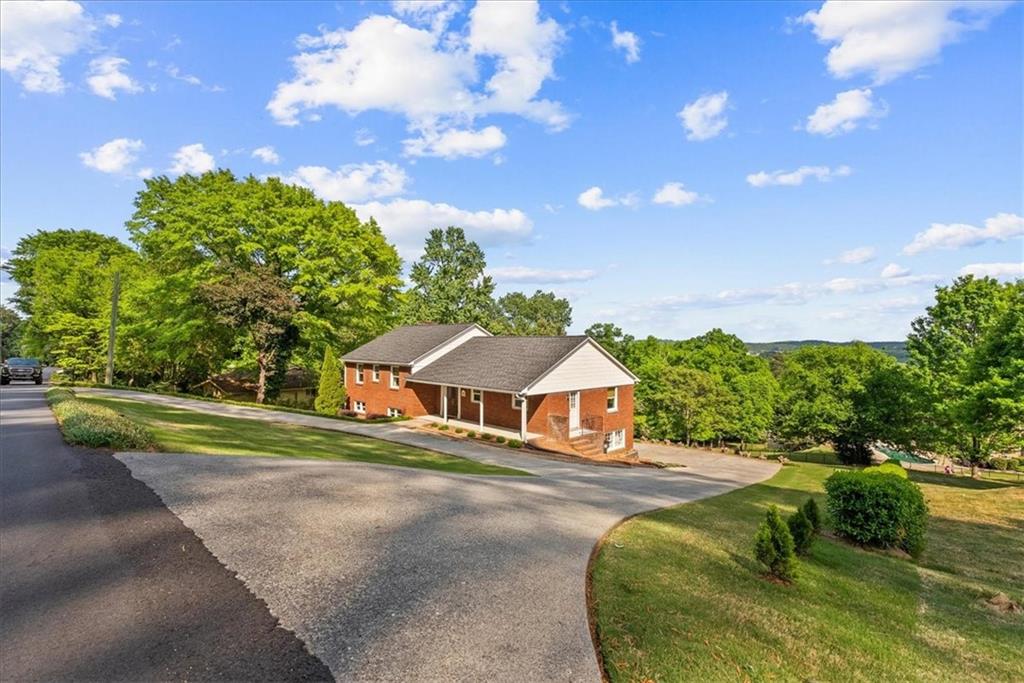 206 Victory Drive Calhoun, GA 30701 - Photo 6 of 53