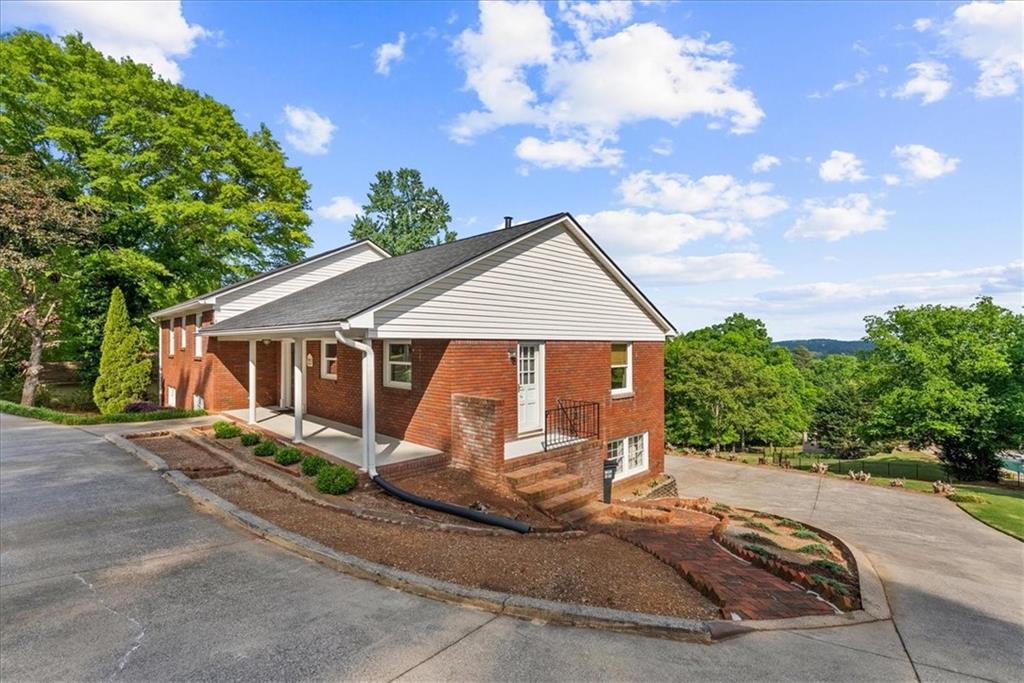 206 Victory Drive Calhoun, GA 30701 - Photo 7 of 53