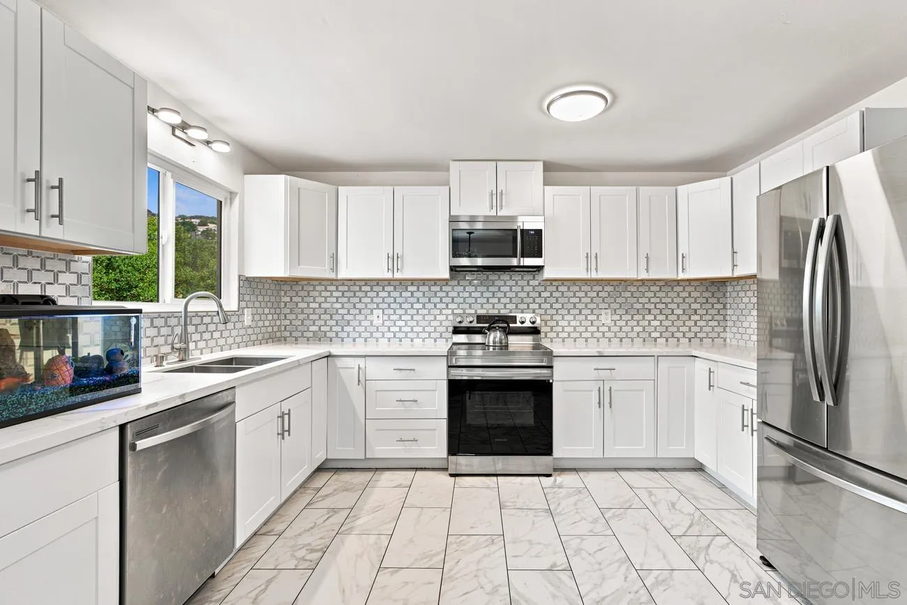 15773 Oak Valley Road Ramona, CA 92065 - Photo 1 of 42 Kitchen