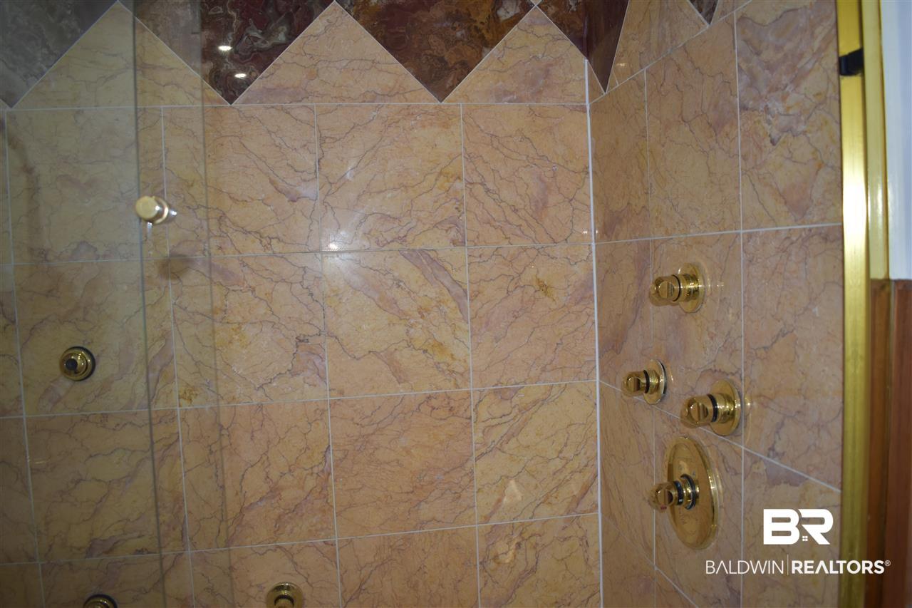 312 Riverbend Drive, Unit 312 Mobile, AL 36605 - Photo 19 of 43