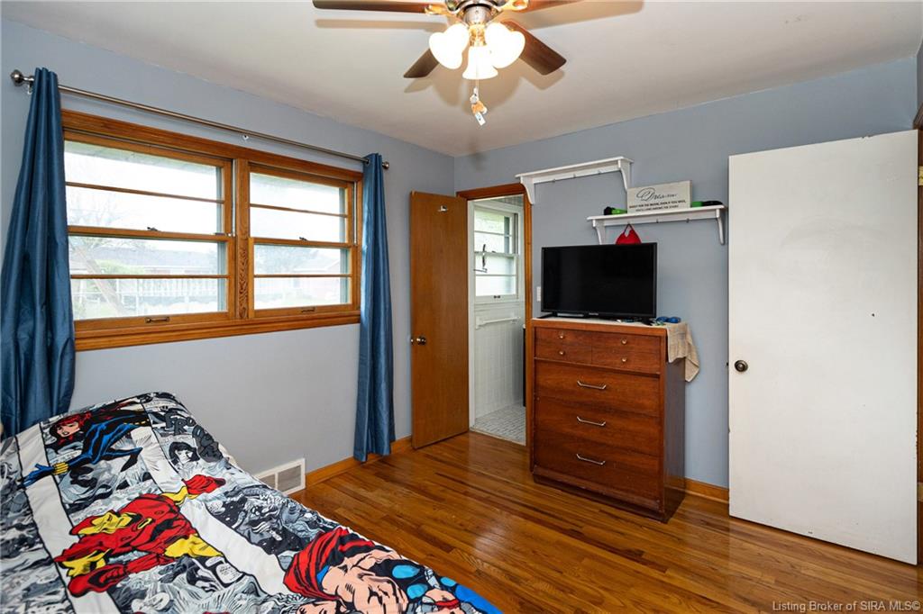 434 Windemere Road Clarksville, IN 47129 - Photo 17 of 33 Gallery Image 17