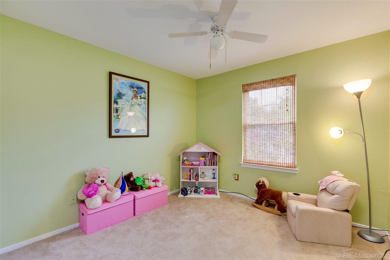 532 Bolinger Street Rochester Hills, MI 48307 - Photo 11 of 21