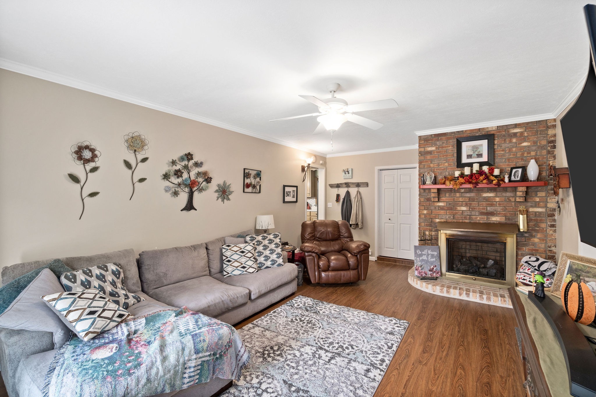 100 Lakeview Court Tennessee Ridge, TN 37178 - Photo 14 of 27 Gallery Image 14