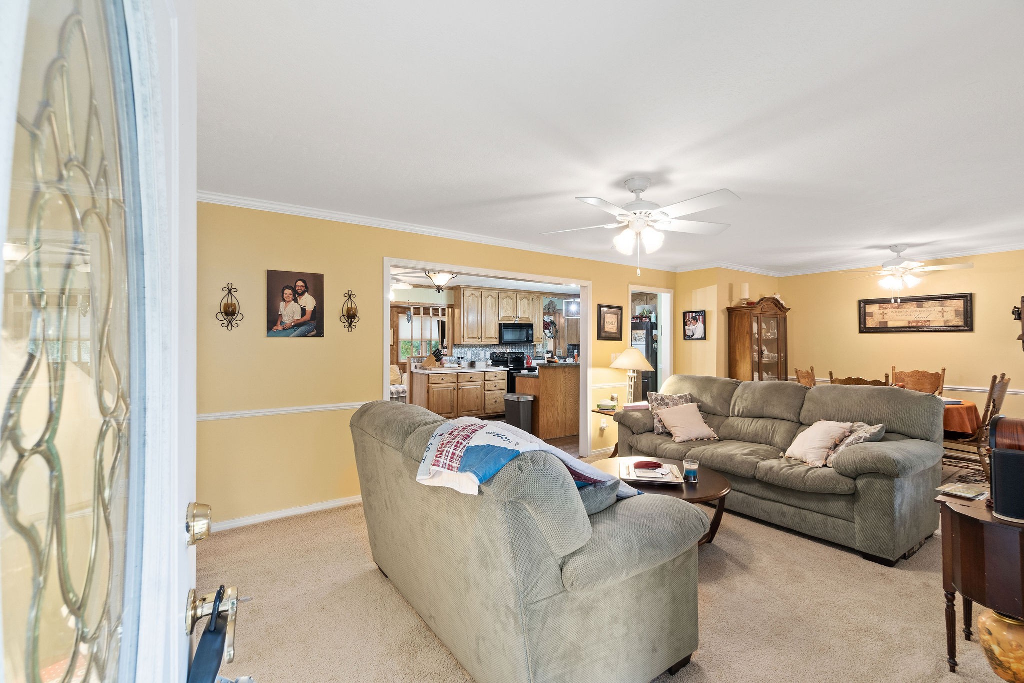 100 Lakeview Court Tennessee Ridge, TN 37178 - Photo 3 of 27 Gallery Image 3