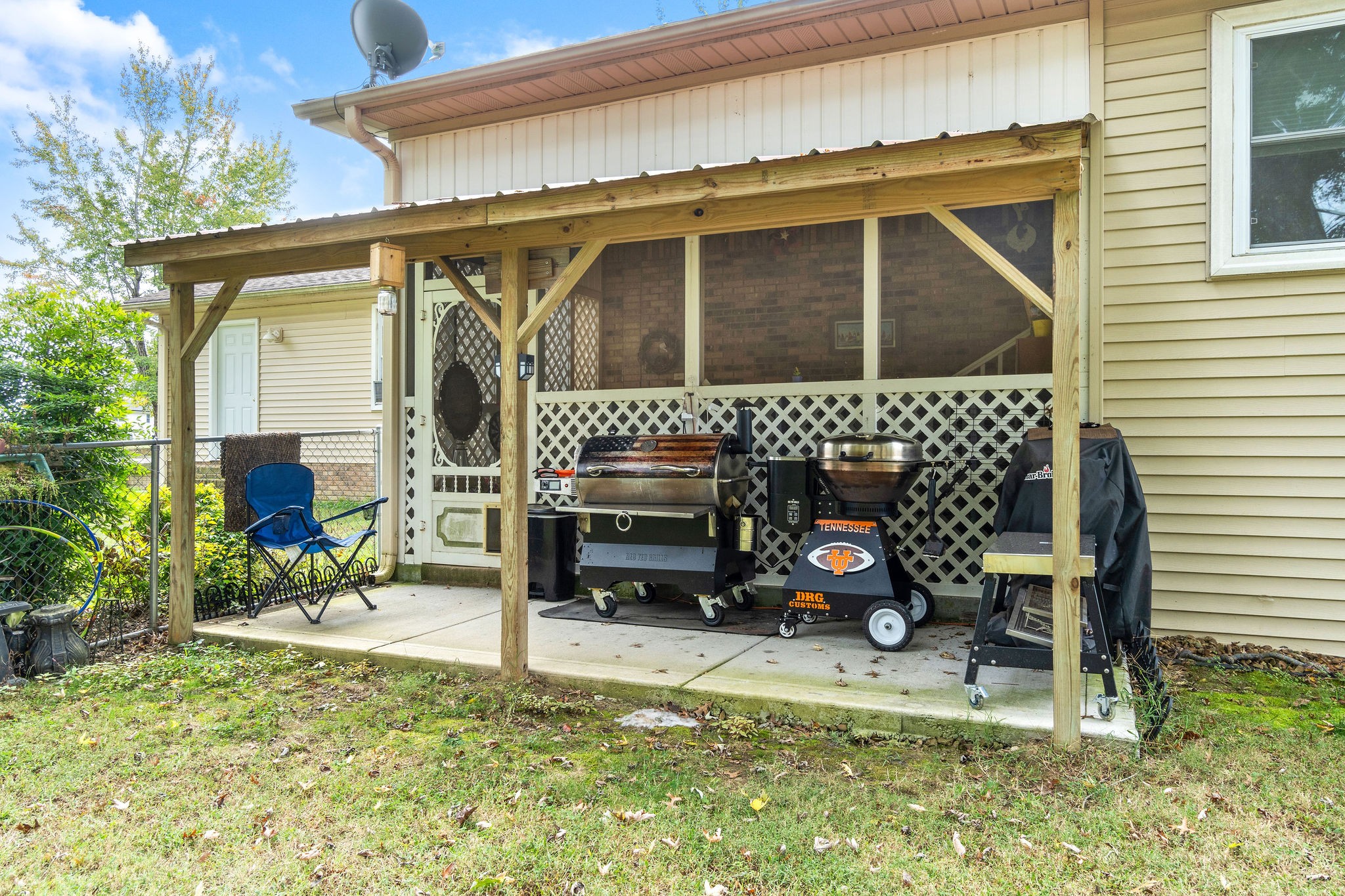 100 Lakeview Court Tennessee Ridge, TN 37178 - Photo 25 of 27 Gallery Image 25