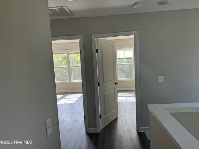 $2,200 | 228 Jordan Lane, Wilmington, NC 28403