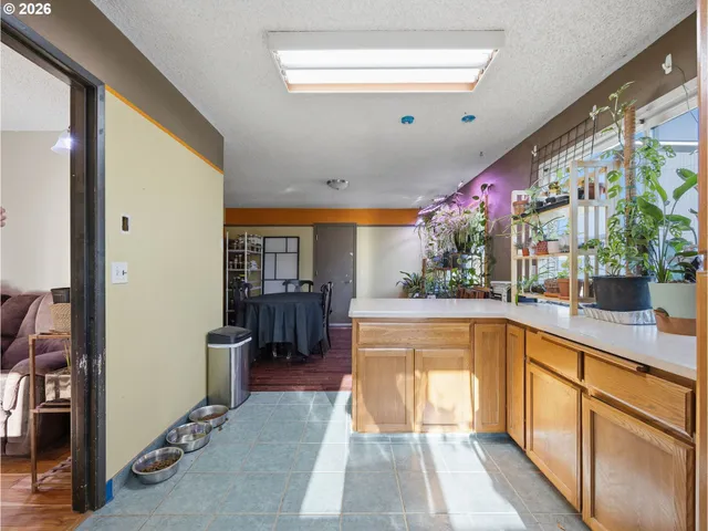 $500,000 | 1960 Southwest 13th Court, Gresham, OR 97080