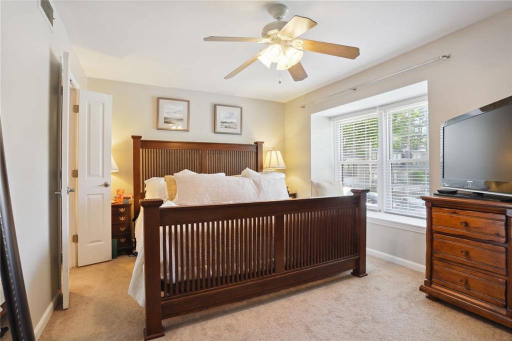 73 La Rue Place Northwest Atlanta, GA 30327 - Photo 16 of 30