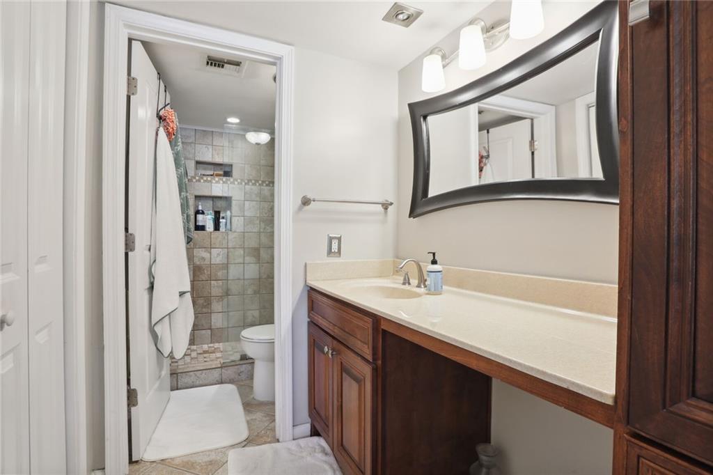 73 La Rue Place Northwest Atlanta, GA 30327 - Photo 18 of 30