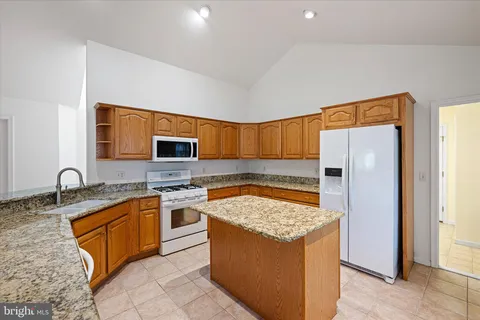 $699,000 | 670 Bethany Loop, Bethany Beach, DE 19930