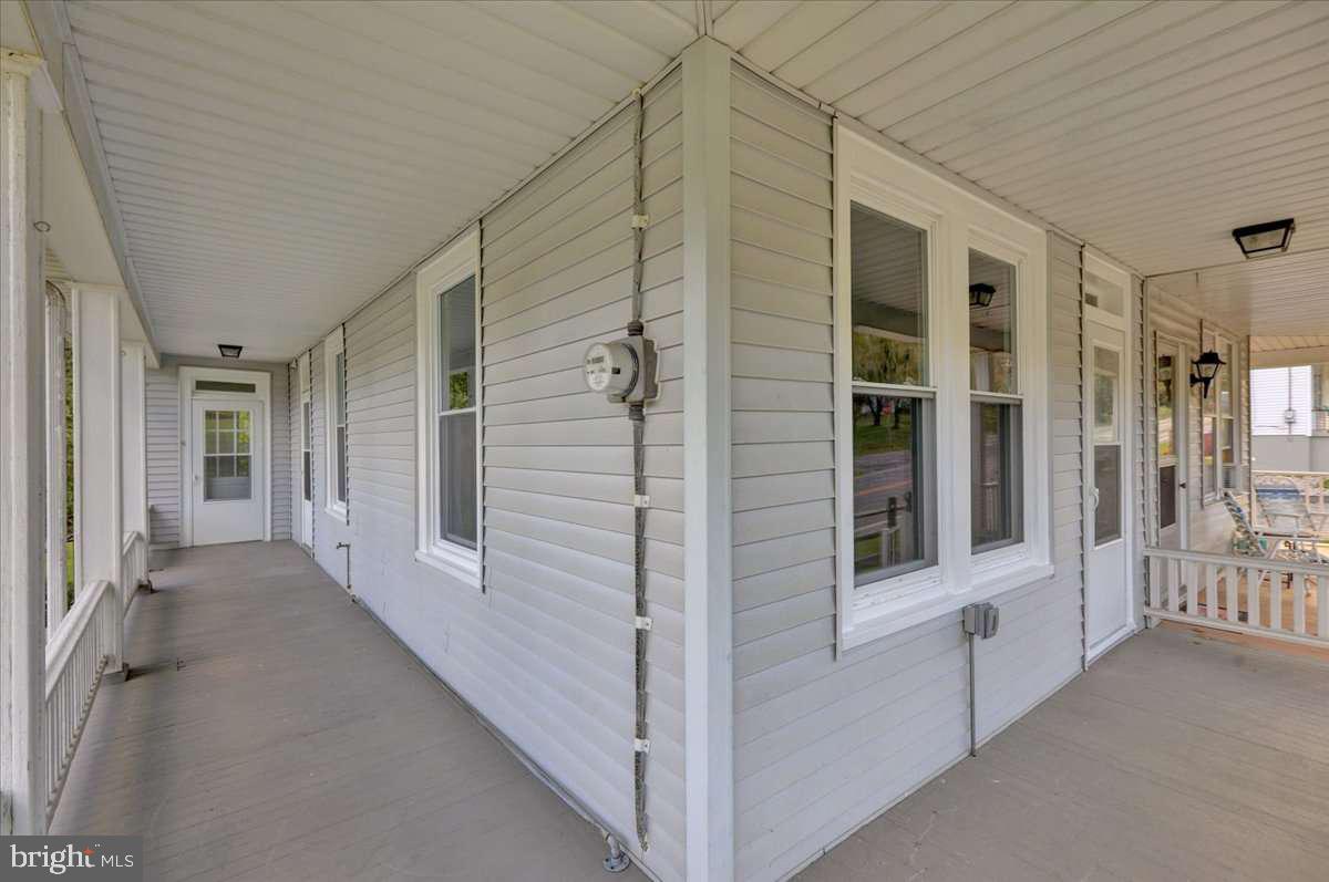 1044 Fritztown Road Reading, PA 19608 - Photo 3 of 25