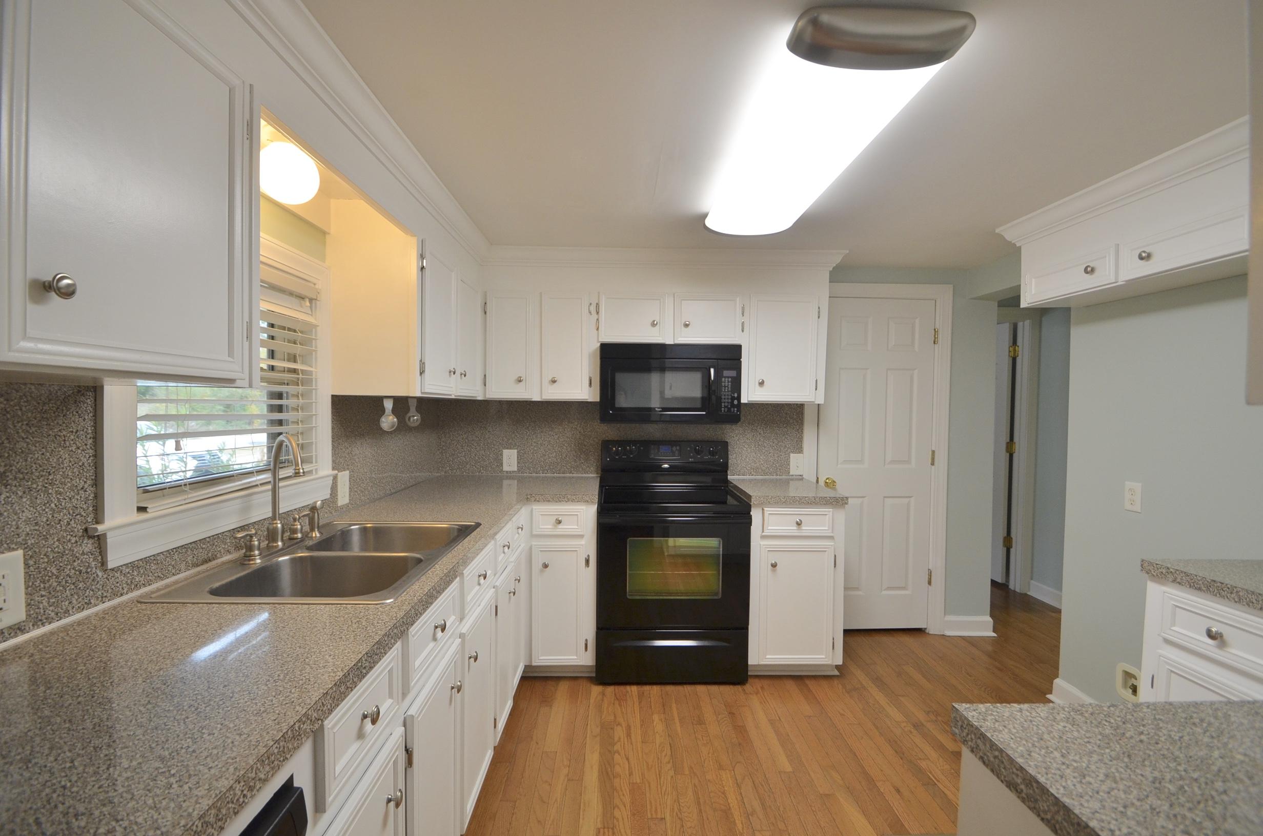 250 Murrays Ferry Road Bonneau, SC 29431 - Photo 7 of 31 fullsizeoutput_b2