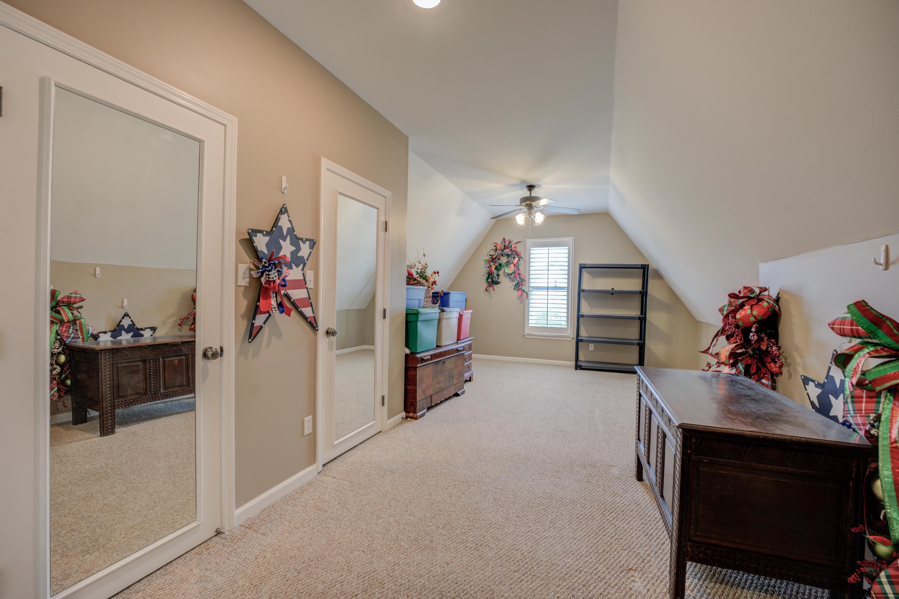 1238 Braystone Trail Collierville, TN 38017 - Photo 28 of 40 Upstairs Bedroom 5
