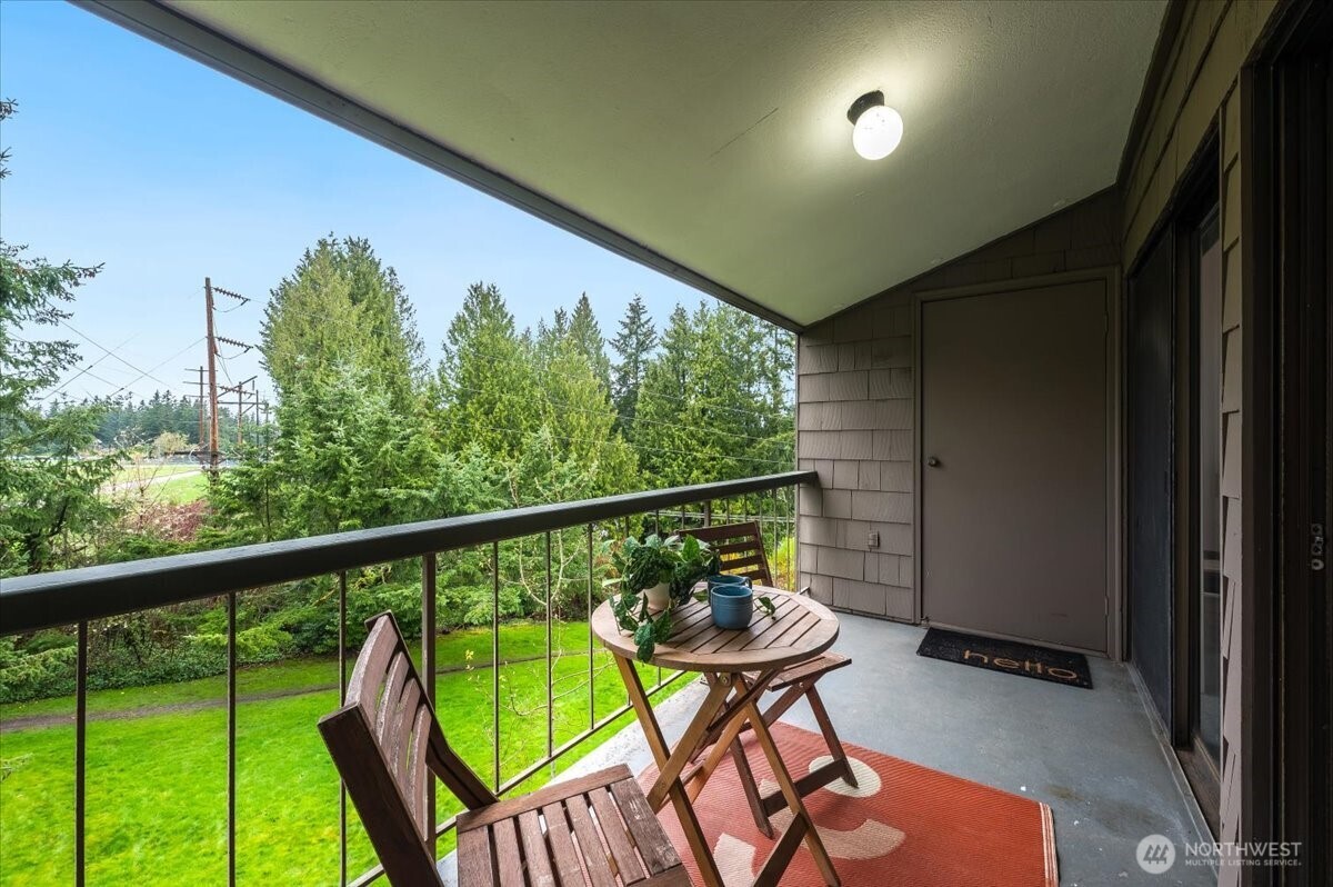 13680 Northeast 69th Street, Unit 656 Redmond, WA 98052 - Photo 22 of 33