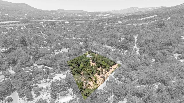 $649,000 | 298 East Agua Caliente Road, Sonoma, CA 95476