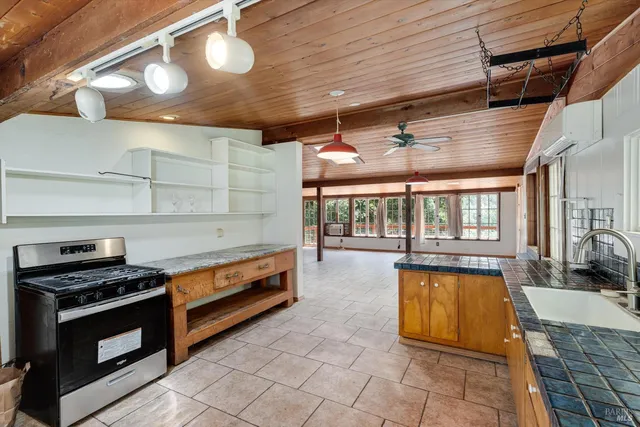 $649,000 | 298 East Agua Caliente Road, Sonoma, CA 95476