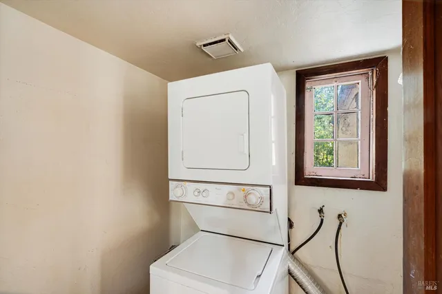 $649,000 | 298 East Agua Caliente Road, Sonoma, CA 95476