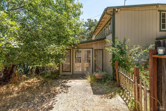 $649,000 | 298 East Agua Caliente Road, Sonoma, CA 95476