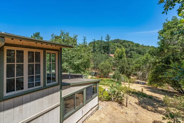 $649,000 | 298 East Agua Caliente Road, Sonoma, CA 95476