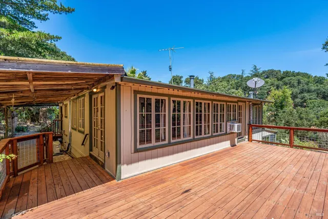 $649,000 | 298 East Agua Caliente Road, Sonoma, CA 95476
