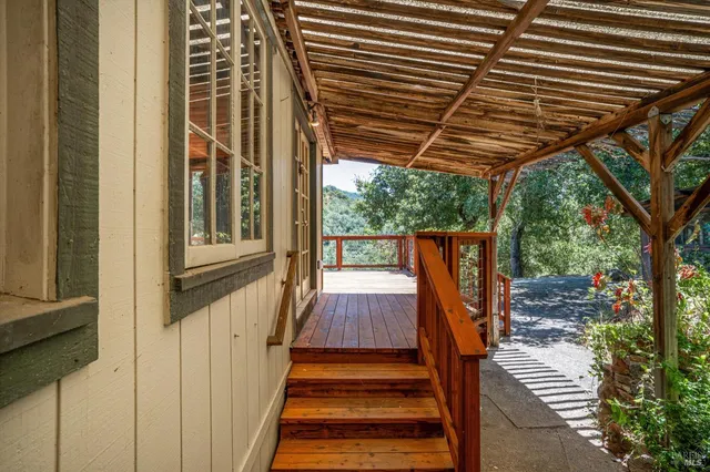 $649,000 | 298 East Agua Caliente Road, Sonoma, CA 95476