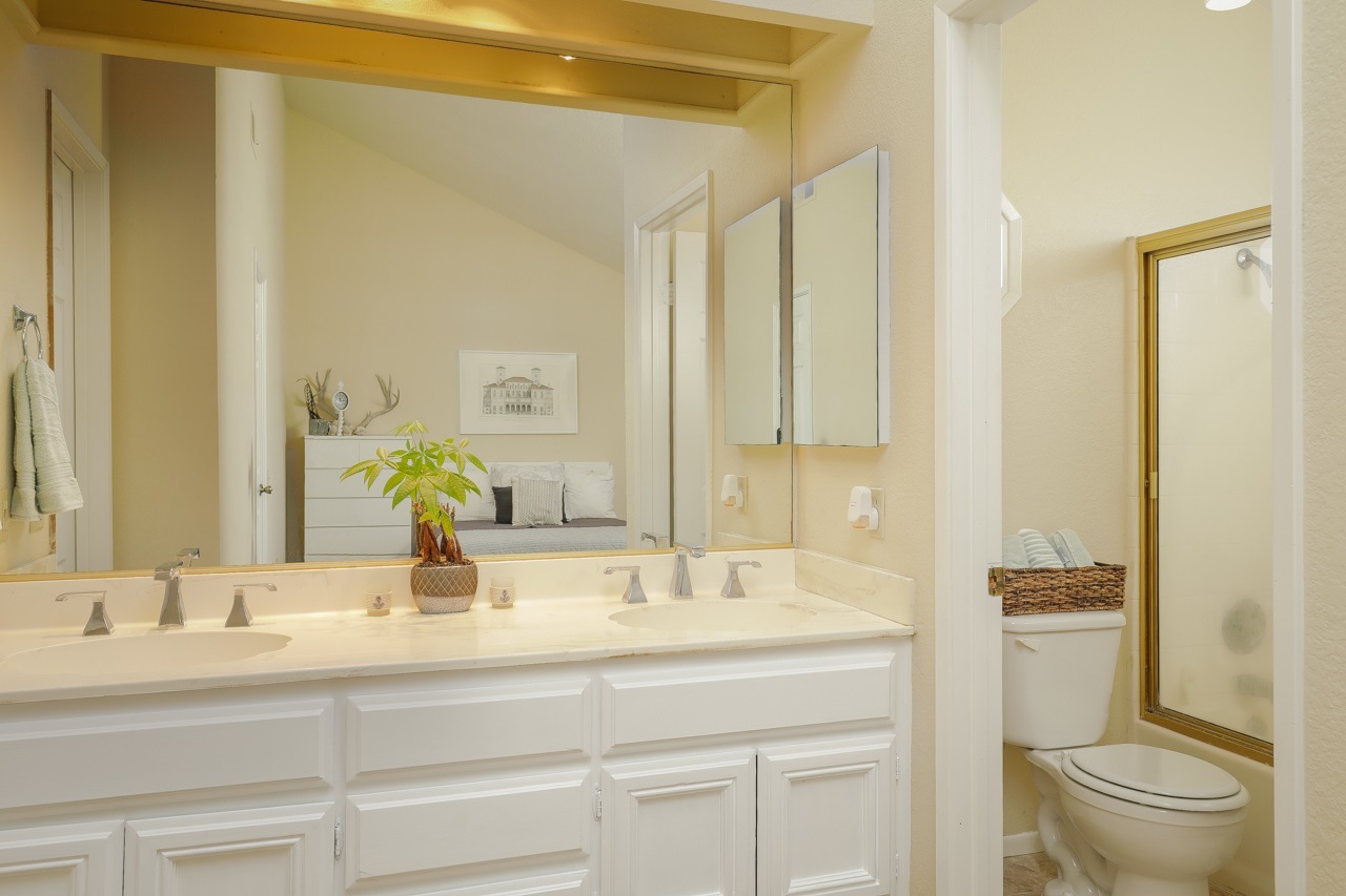 466 Summer View Circle Encinitas, CA 92024 - Photo 18 of 25