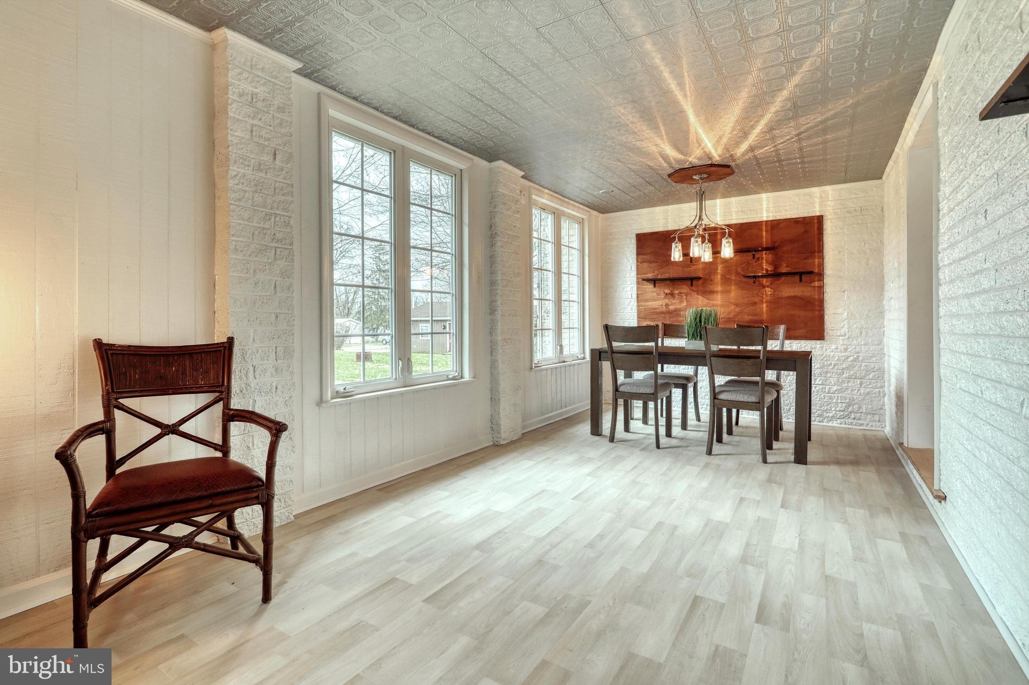 2611 Oakland Road Dover, PA 17315 - Photo 12 of 32 Gallery Image 12