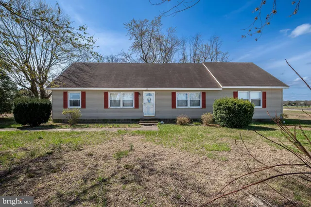 $325,000 | 29618 Armory Road, Dagsboro, DE 19939