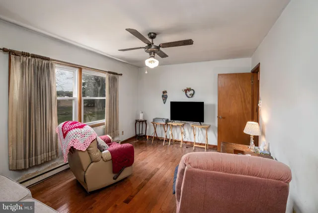 $325,000 | 29618 Armory Road, Dagsboro, DE 19939