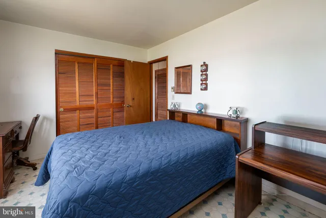 $325,000 | 29618 Armory Road, Dagsboro, DE 19939