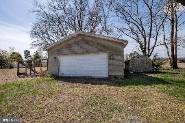 $325,000 | 29618 Armory Road, Dagsboro, DE 19939